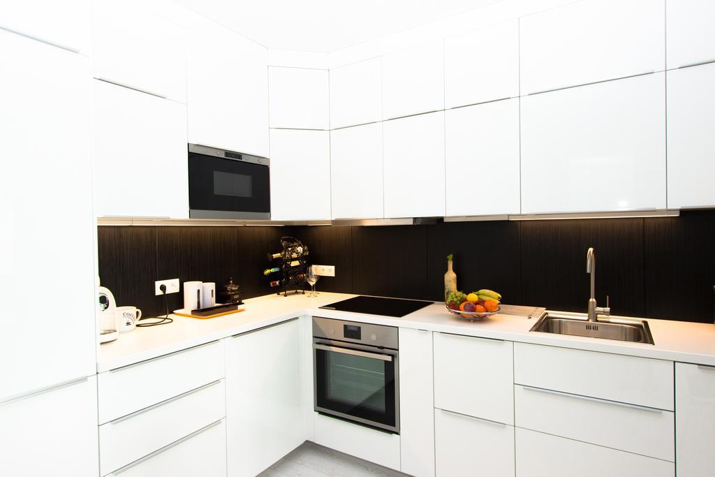 Lenzo Apartments Краков Экстерьер фото